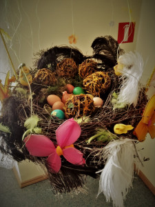 Lieldienu dekori bērnudārzā