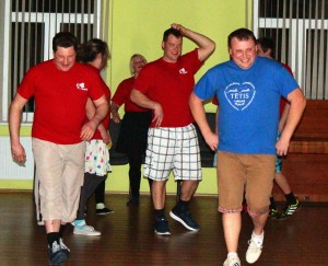 Video Pašdarbnieki ballējas